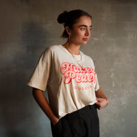 NAKED PEACH LOGO CROPPED TEE